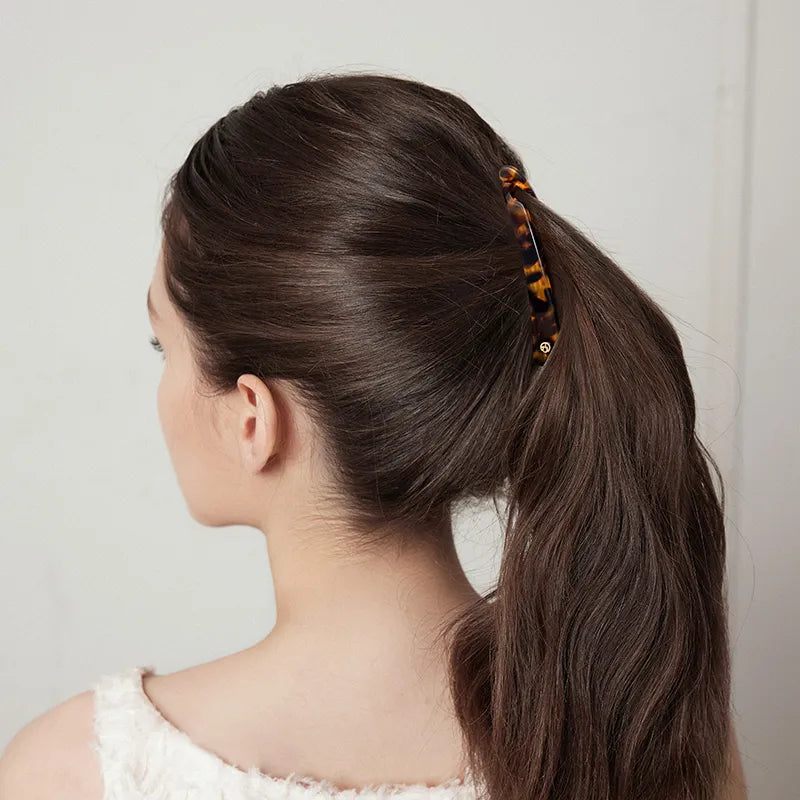 Coral Classic Banana Clip
