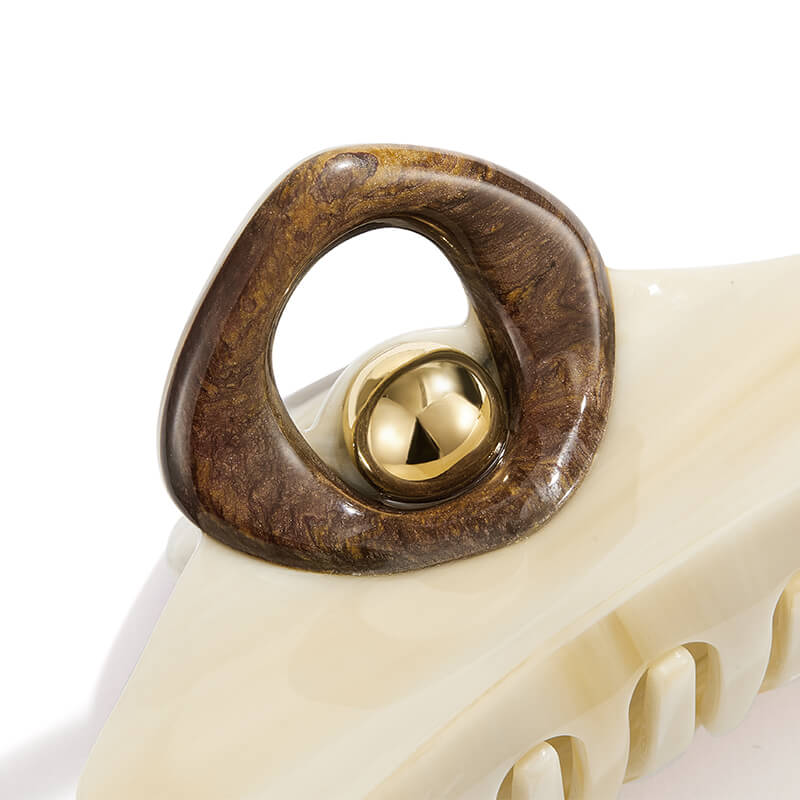 Aditi Large Hair Claw