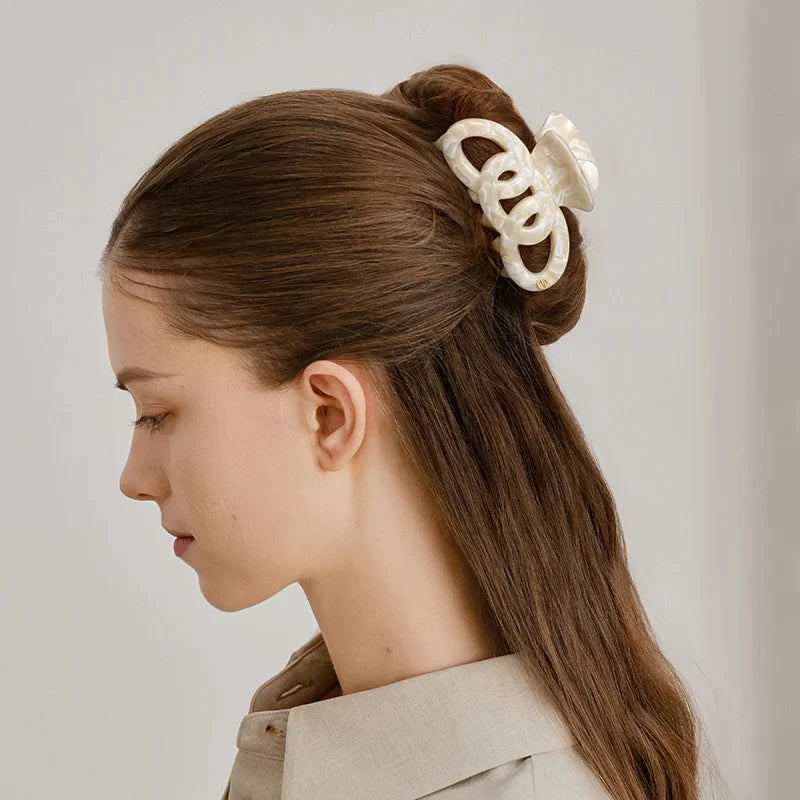 Hazel Large Hair Claw